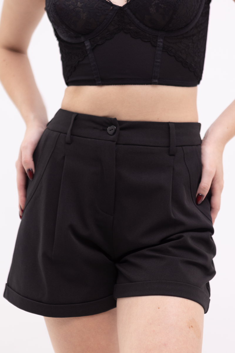 Black Sun Exclusive-Ali Short