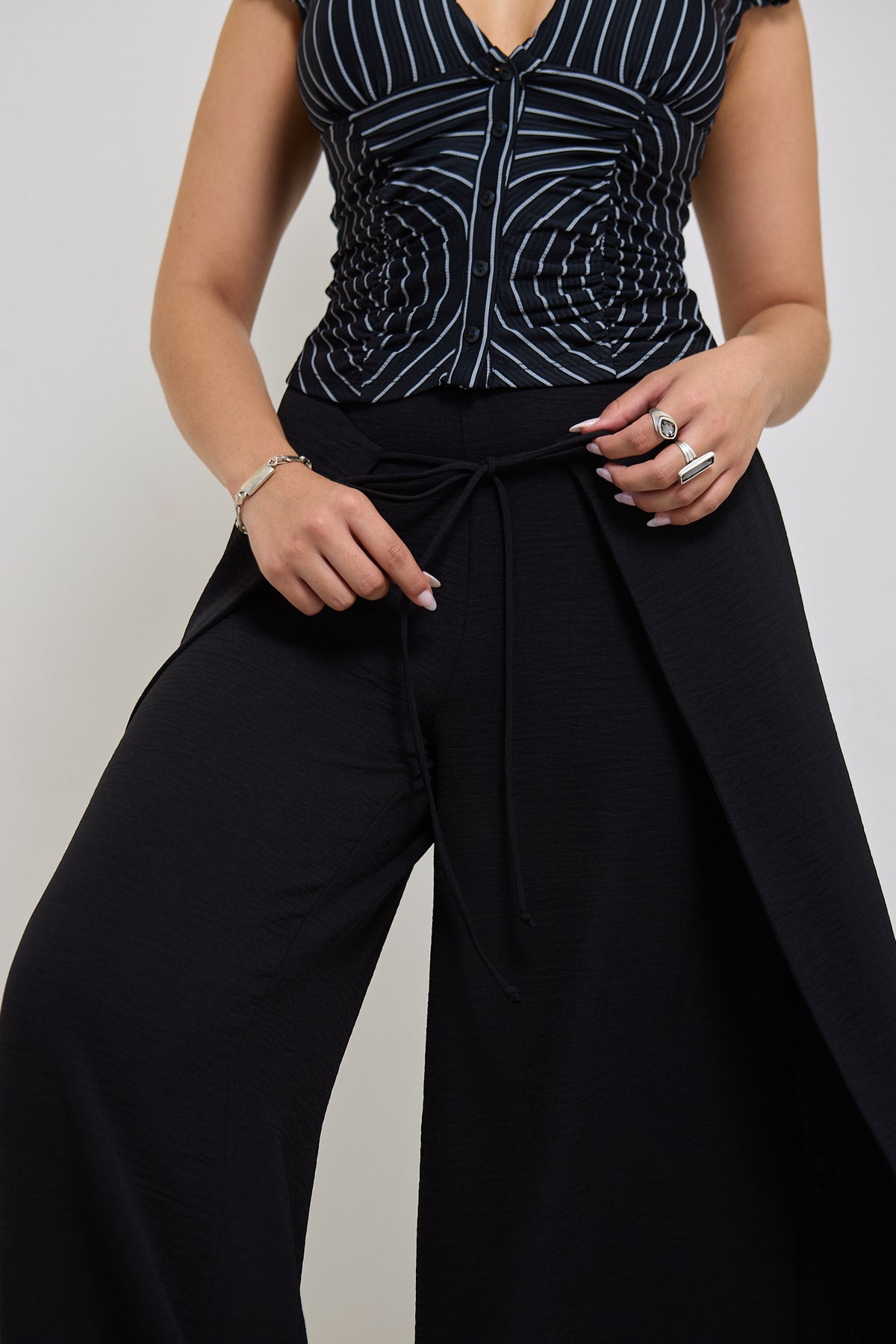 Matte Crepe Overlap Pants