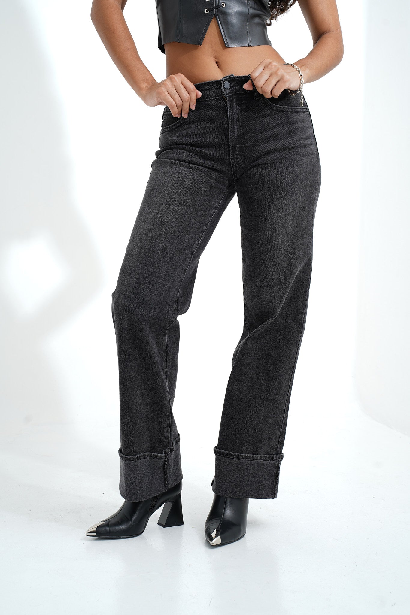 Cuffed Wide Leg Jeans