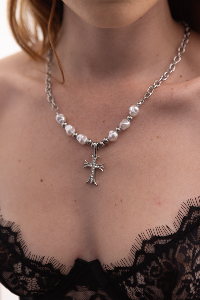 Pearl Necklace Punk
