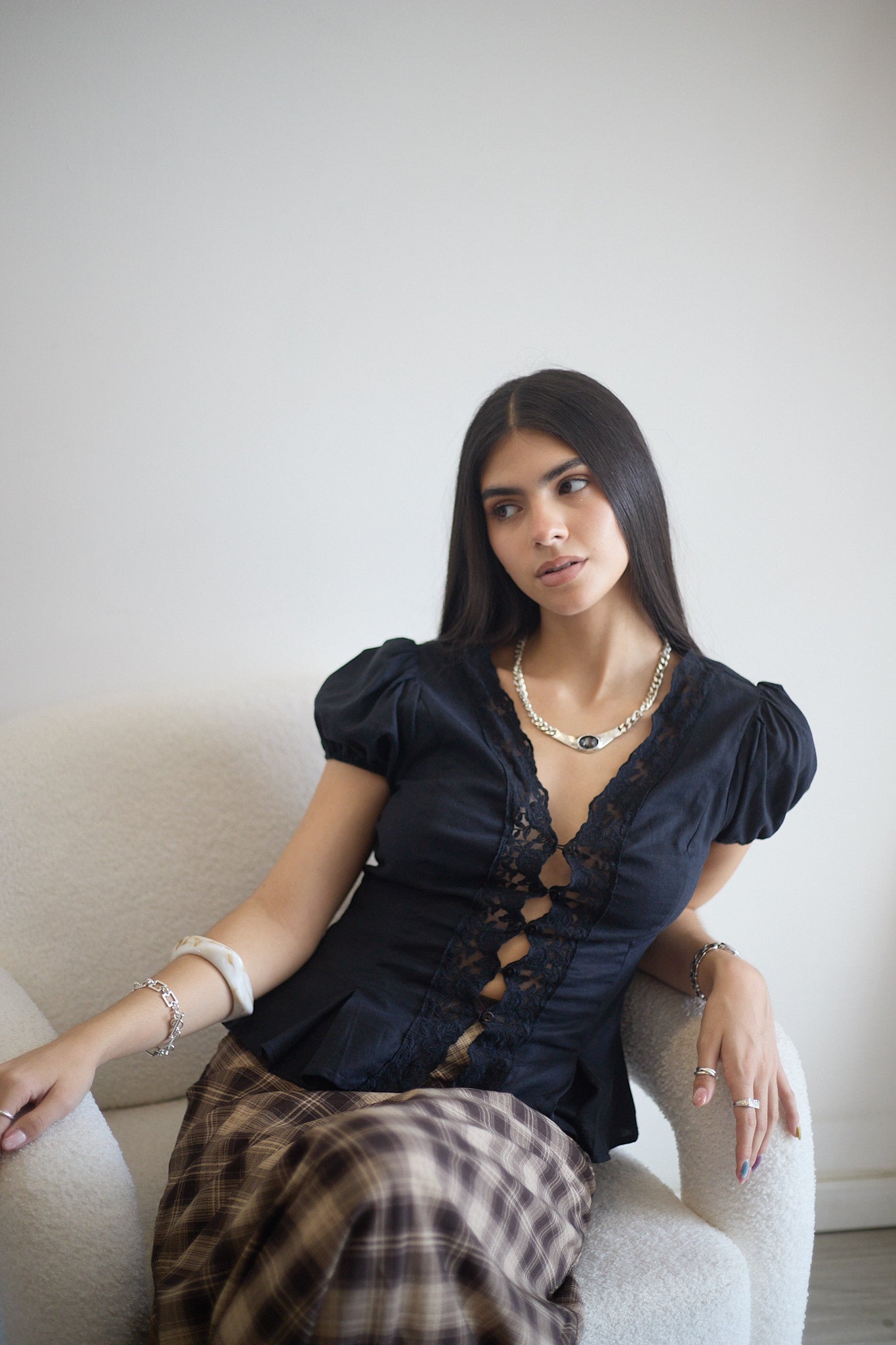Lace Neckline Puff Sleeve Blouse